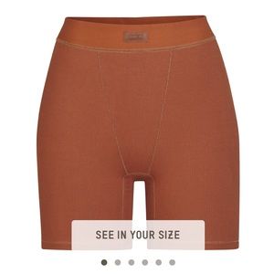 Skims soft lounge boxer in copper